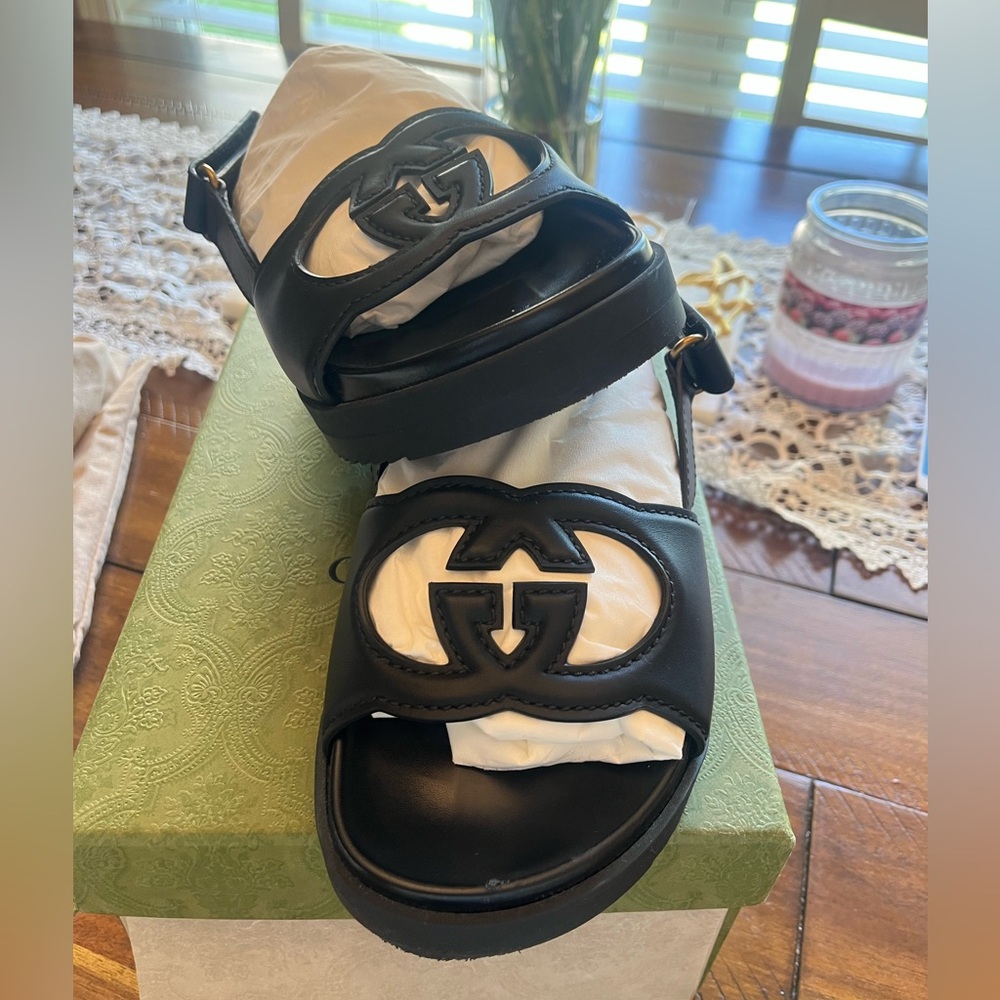 Gucci Black Leather Sandals